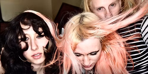 HotWax live at Thekla