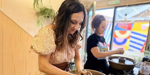 Taster Pottery Wheel Throwing Class