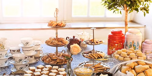 Afternoon tea: Hatt Couture kl. 12.00 SLUTS\u00c5LD