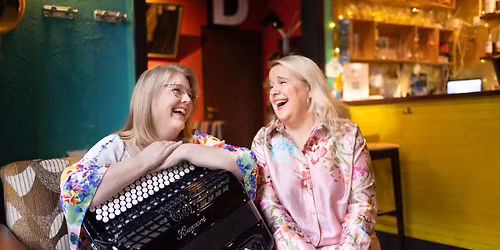 Ykspihlajan kulttuuriviikko: Legendojen lauantai-ilta - Anu Komsi & Mari K\u00e4tk\u00e4 \/\/ Soul House