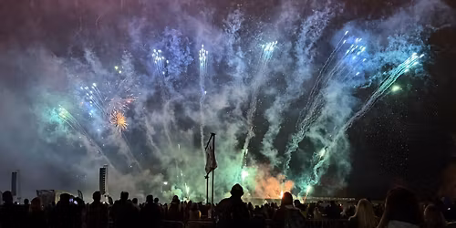 Oxford Roundtable Fireworks 2025