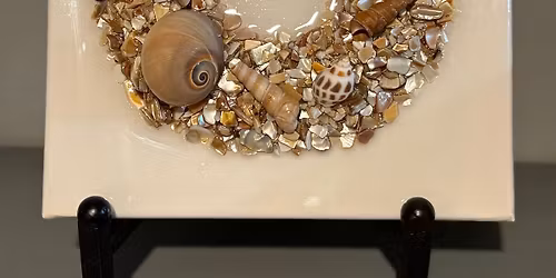 Holiday Wreath Resin Art