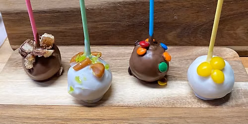 Homeschoolers: Come Dip and Decorate Halloween Candy Cake Pops