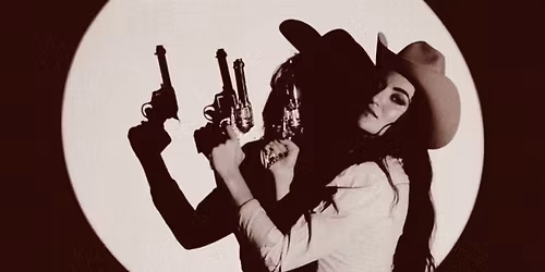 CHLOE KIMES W\/ SOPHIE COYOTE | Lamplight Sessions | Mosinee WI