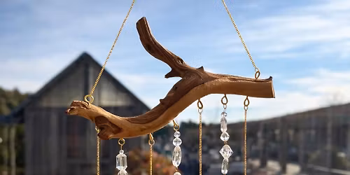 Botanical Driftwood Sun Catcher Workshop