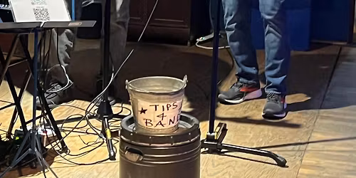 WALKER\u2019S OPEN MIC MONDAYS