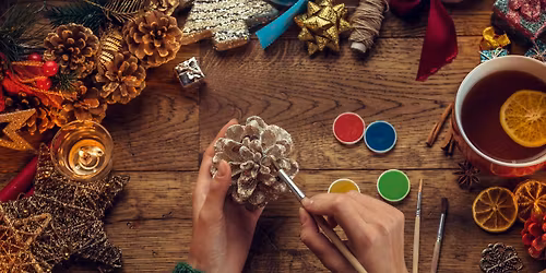 Csal\u00e1di adventi hangol\u00f3d\u00e1s