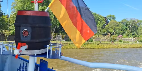 Vatertag auf dem Rhein