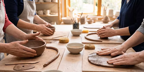 atelier de Cr\u0103ciun | ATINGERI  DE  LUMIN\u0102  \u0218I  LUT