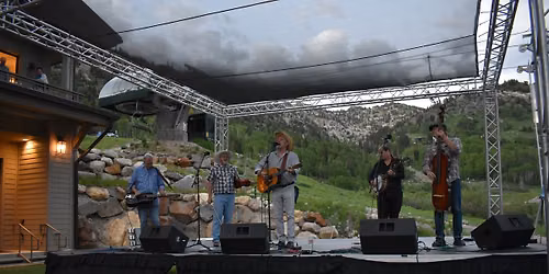 Mountain Country plays Deer Valley Resort @Silver Lake