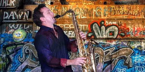 Dale Teat on the Lagoon stage!