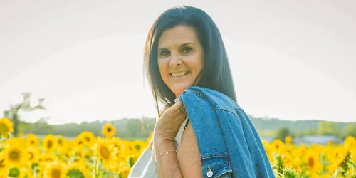 Dinner & Gallery Reading with Medium Lisa O'Connor 