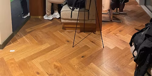 Black On The Green Golf: Range Social