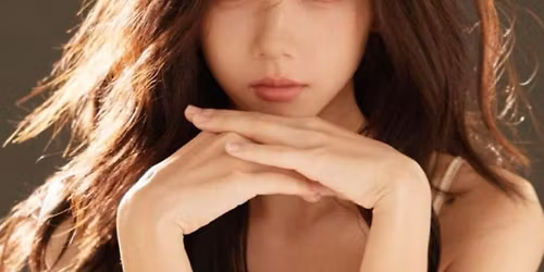 Lumie\u0300re Portrait exclusive Lumi\u00e8re Portrait Photoshoot