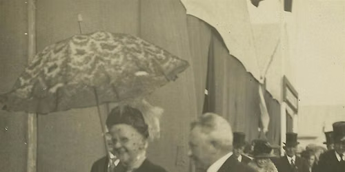 Zondag 15 november - BEARN BILKER over KONINGIN EMMA IN LEEUWARDEN