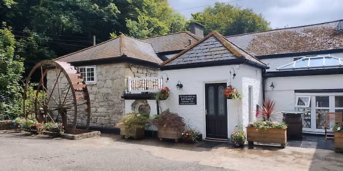 Christmas Wreath Creation & Brunch