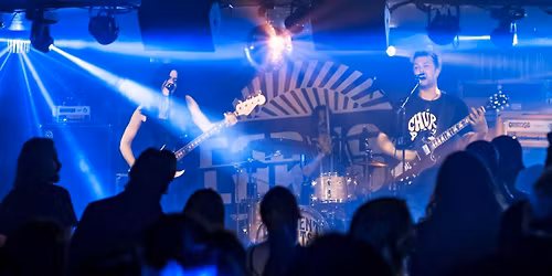 Carson, Fuzziebär, Sandkamper