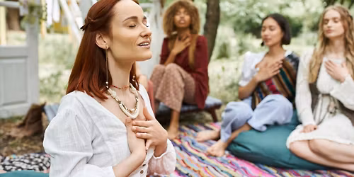 La Fleur de l\u2019Essence F\u00e9minine- Gen\u00e8ve Atelier de gu\u00e9rison