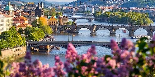 PRAGUE ENTRE AMIS