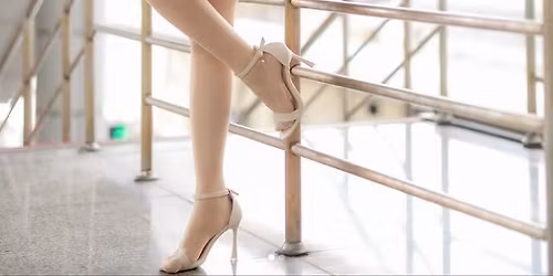 11\/29\u65e9\u5834Nora\u6027\u611f\u6642\u88dd\u5916\u62cd(\u6eff\u5718\u53ef\u5019\u88dc)