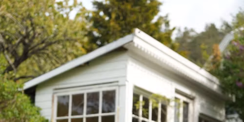 Plantesalg og \u00e5pen hage p\u00e5 Syverud Gaard