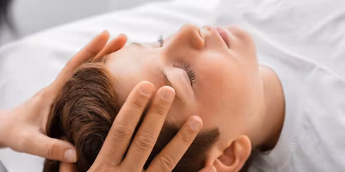 Listening to the Body \u2013 the Healing Power of Stillness Through Touch