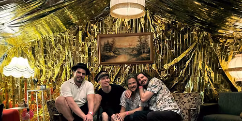 Rong Kong Koma & Support