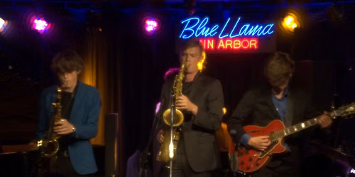 Happy Hour: Blou Reed | North Star Lounge