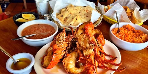 \u200bBaja Lobster, Art and Vibes Tour from San Diego