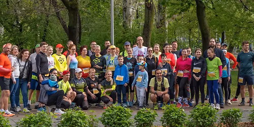 Gy\u0151zd le a t\u00e1vodat a Kiflivel! k\u00f6z\u00f6ss\u00e9gi fut\u00e1s - Mikul\u00e1s kiad\u00e1s