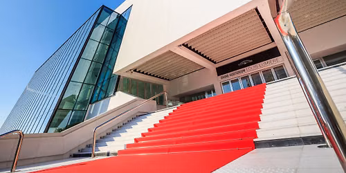 Guided tour in English of the Palais des Festivals : \u201cAt the Heart of the Legend\u201d \ud83c\udfac