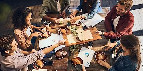 A Monthly Clinical Consultation Group for Therapist