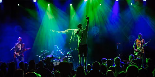 Rock \u00b4n funkin\u00b4roll med AC\/DC Powerjam og Chili Pepper Project