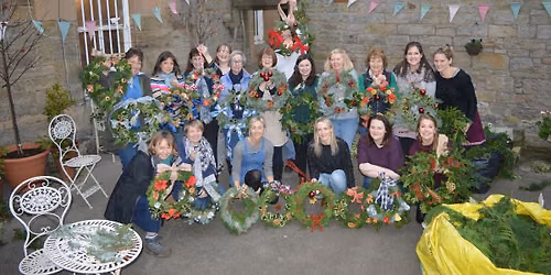  The return of Giant Fresh Wreaths