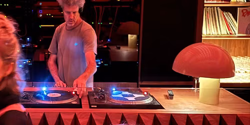Luke McD - 7 hrs USB vs Vinyl