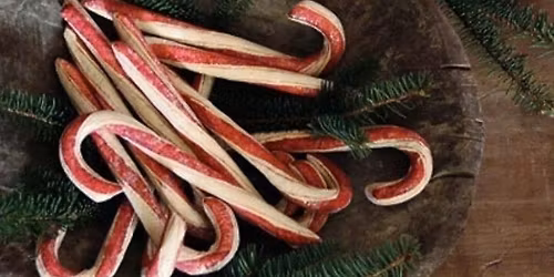 Log Cabin Comforts Candlelight Christmas