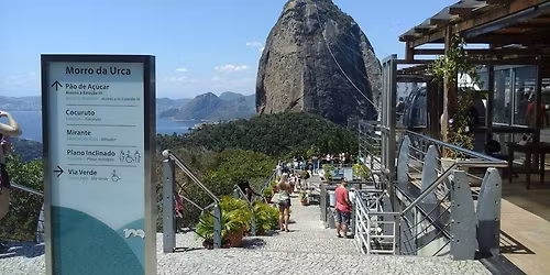 Morro da Urca e Banho de Mar .