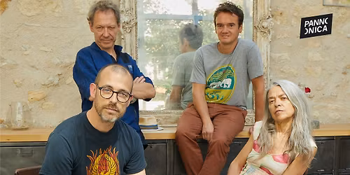 Yolk, les sorties : Coastline