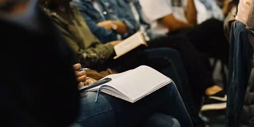 Litter\u00e6rt pusterom p\u00e5 Petite