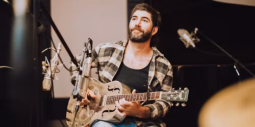 Matt Cal Plays Settlers Tavern Margaret River