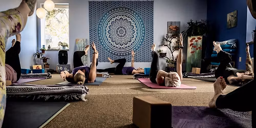 Yoga for Core & Pelvic Floor - Sunday Mornings