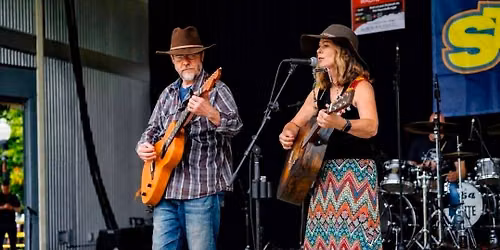 Deepwoods Still Duo at White Dog Winery