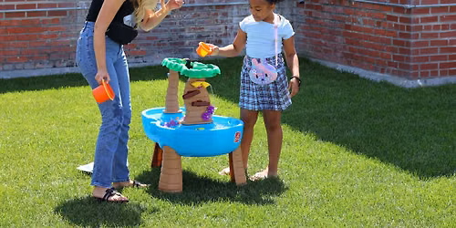 Crafting in the Courtyard at the Botanical Gardens