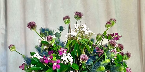 Introduction to Floral Design: Meadow Mood Hand-Tied Bouquet