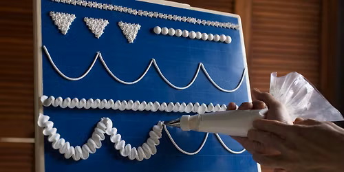 Cake Decorating Course 1 (ONSITE)