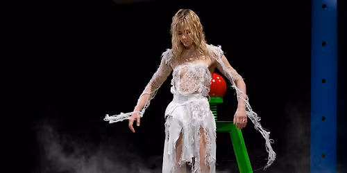 MARIA METSALU \/ "EN PERFORMANCE TIL KARIM"