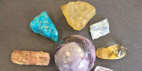 Good Vibrations: Crystals For Your Higher Self 