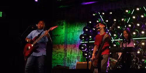 Parking Low Cut Connie