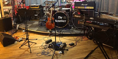 The Negatives @ The Horseshoes Nuneaton