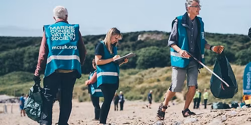 GYC Social \u2013 \u201cBEACH CLEAN\u201d